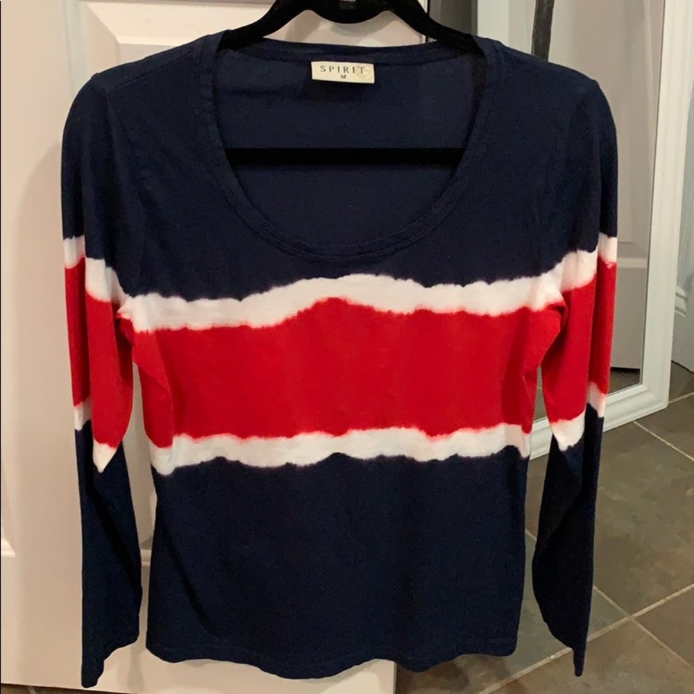 NWOT Spirit tie dye shirt ❗️right on trend ❗️